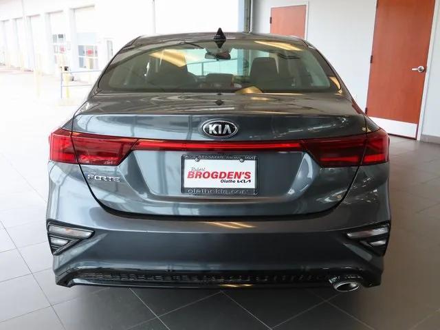 2021 kia forte lxs