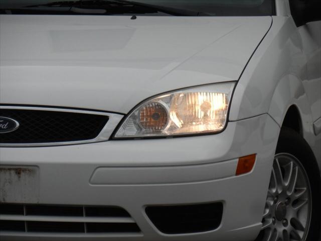 2007 ford focus zx4 se
