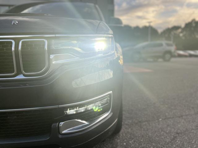 2022 jeep wagoneer series iii 4x4