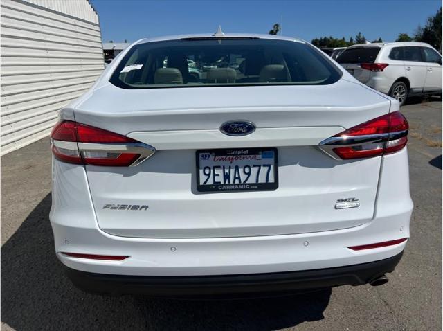 2020 ford fusion sel