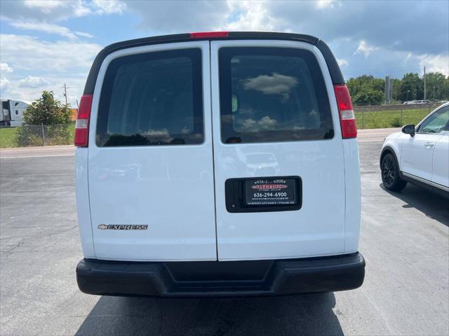 2017 chevrolet express 2500 work van