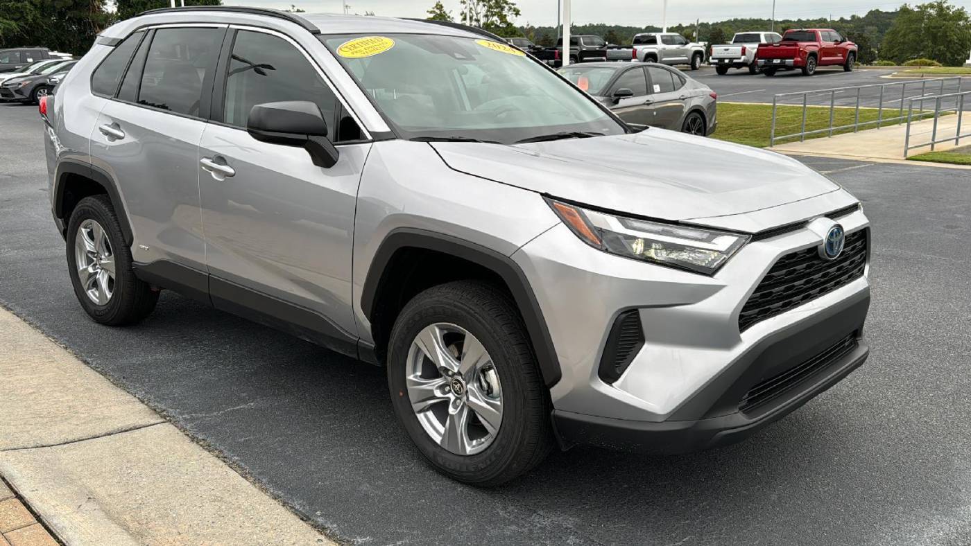 2024 toyota rav4 hybrid le