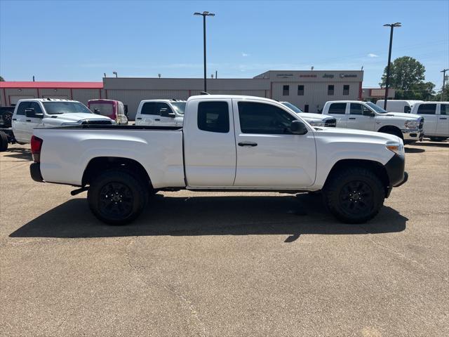 2018 toyota tacoma sr