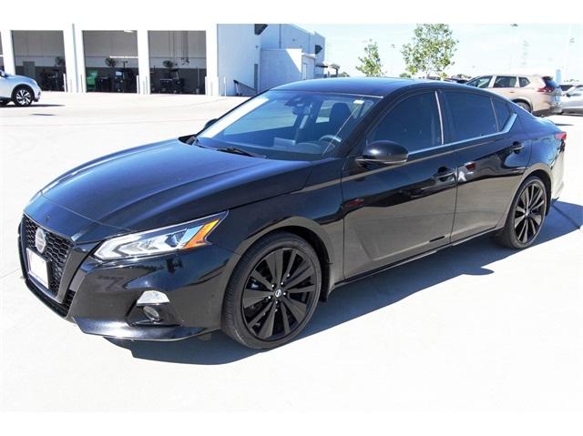 2022 nissan altima 2.5 sr