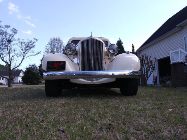 1934 pontiac 8 - hot rod 4 door sedan. very classy - rear spare kit too!