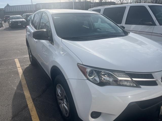 2015 toyota rav4 le