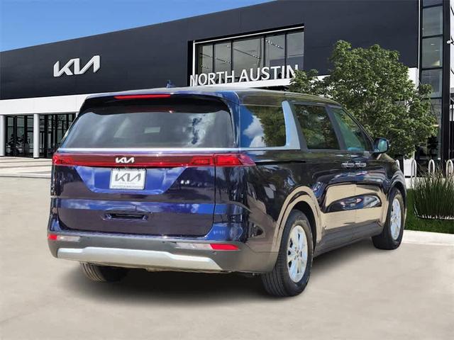 2024 kia carnival lx