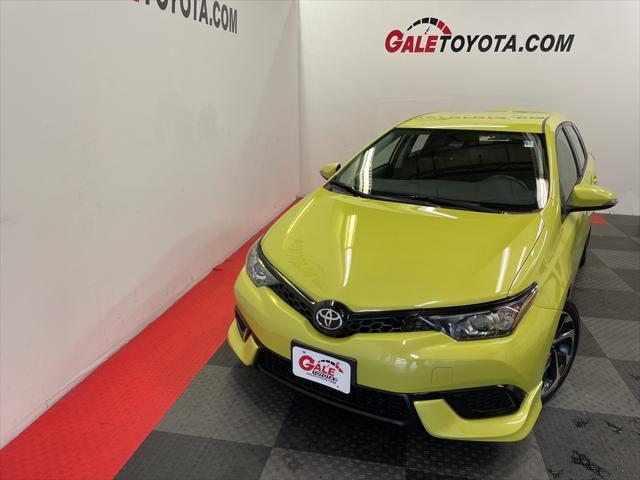 2018 toyota corolla im base