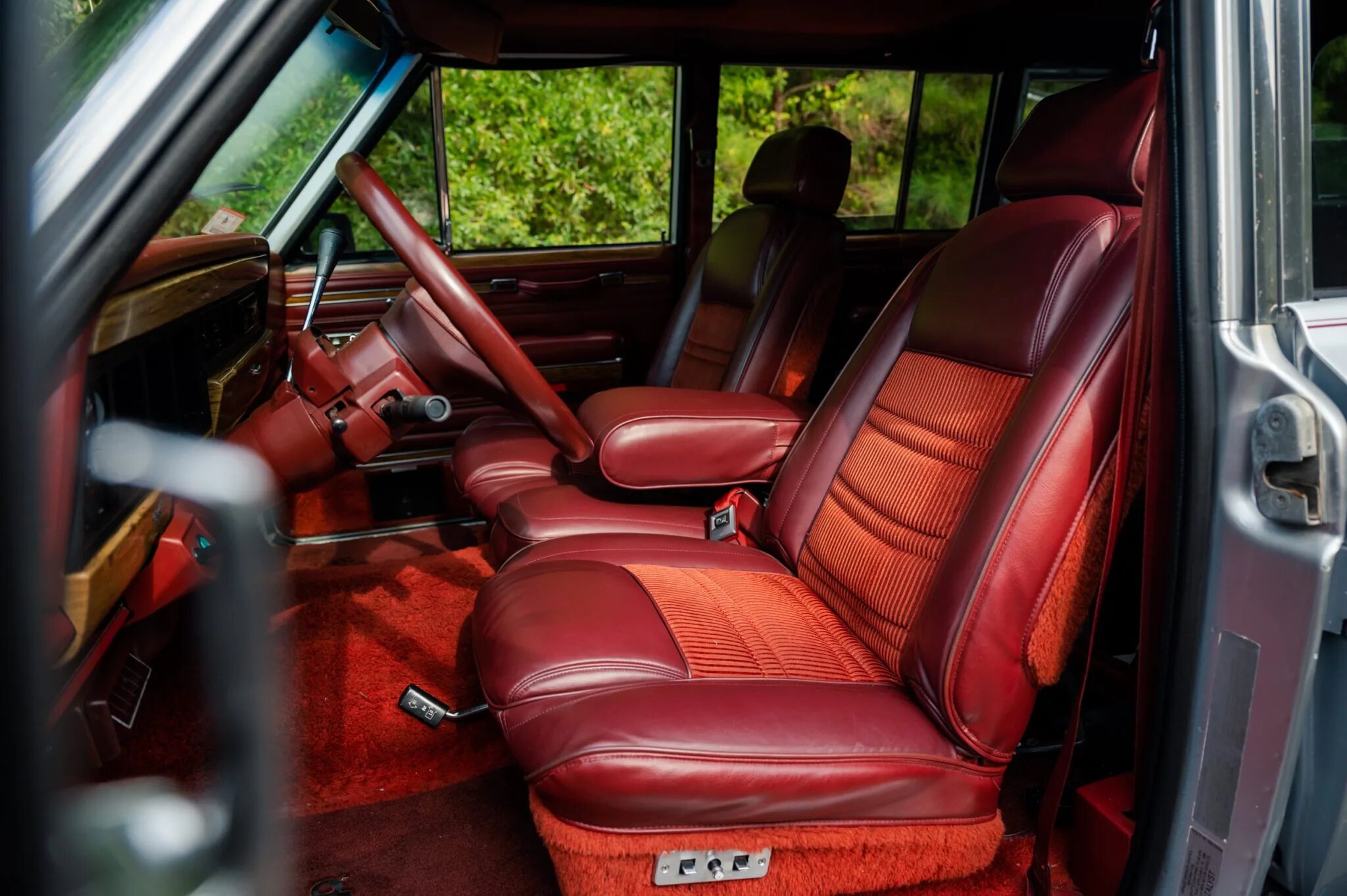 jeep wagoneer