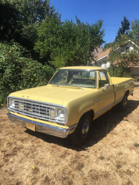 1976 dodge d200 super clean one owner low miles 360 / automatic original sport