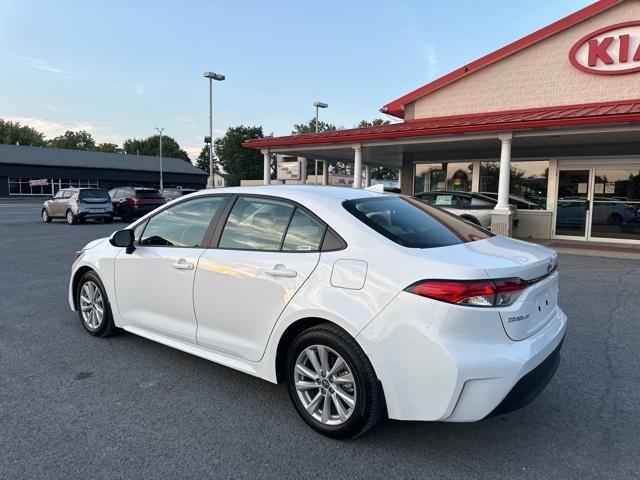 2024 toyota corolla le