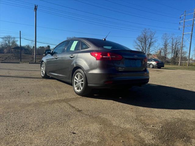 2017 ford focus se