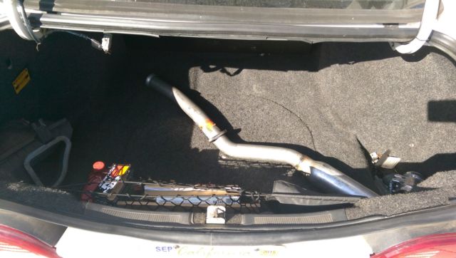white 1994 taurus sho in excellent mechanical condition