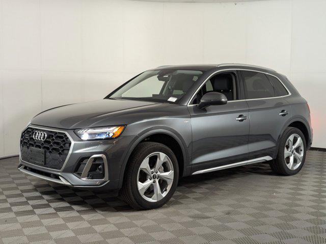 2022 audi q5 45 s line prestige