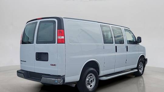 2022 GMC Savana