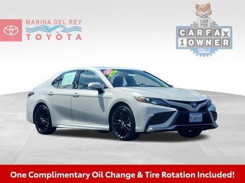 2024 toyota camry hybrid