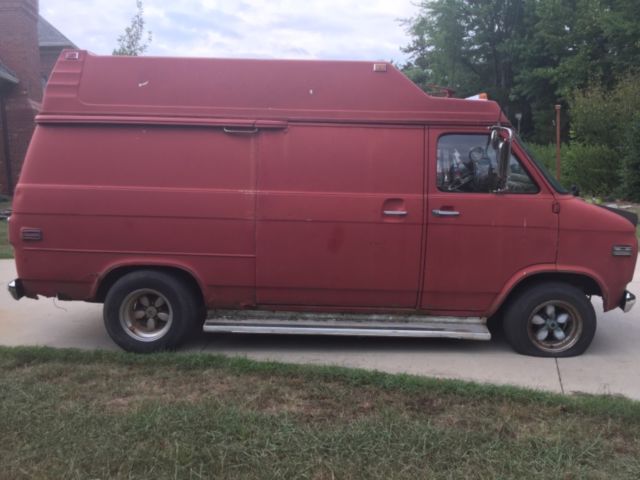 1977 g20 custom retro chevrolet van one of a kind! runs and drives great!