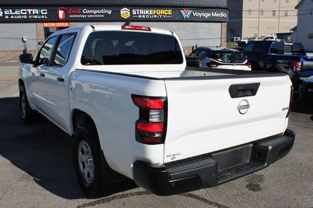 2022 nissan frontier s