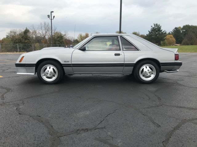 1982 ford mustang gt 5.0 ho1fabp16f1cf170459