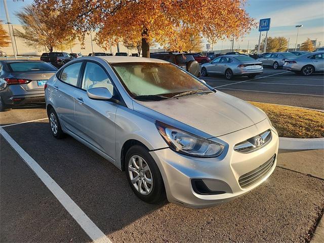 2013 hyundai accent gls