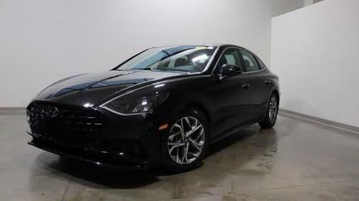 2022 hyundai sonata sel in brookfield, wisconsin