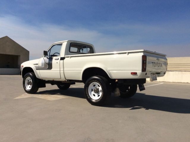 4x4 toyota hilux long bed pickup truck, low miles, excellent survivor condition