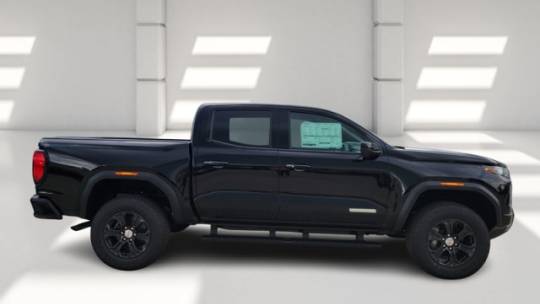 2024 GMC Canyon