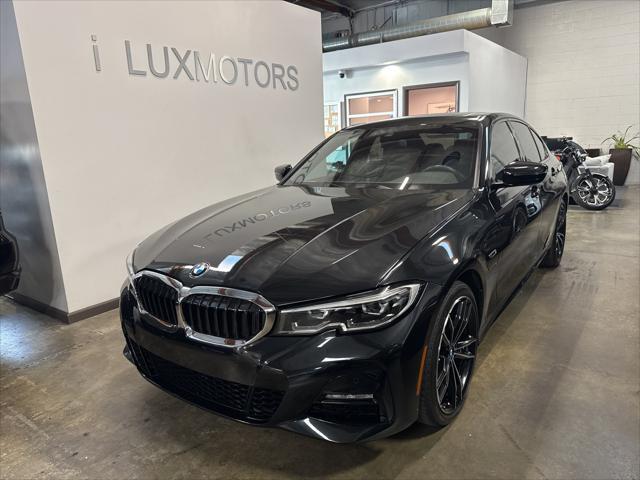 2022 bmw 330e base