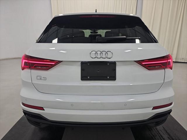 2022 audi q3 45 s line premium