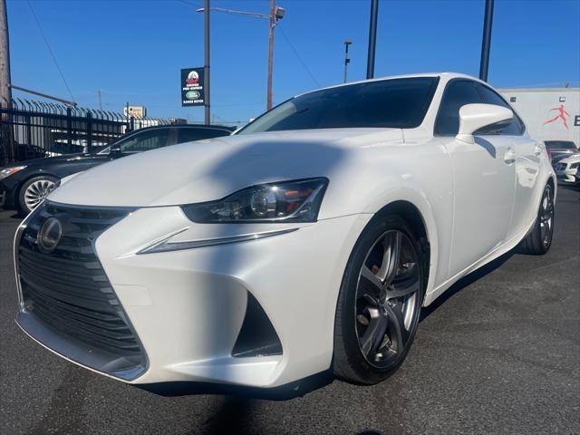 2017 lexus is 300 base