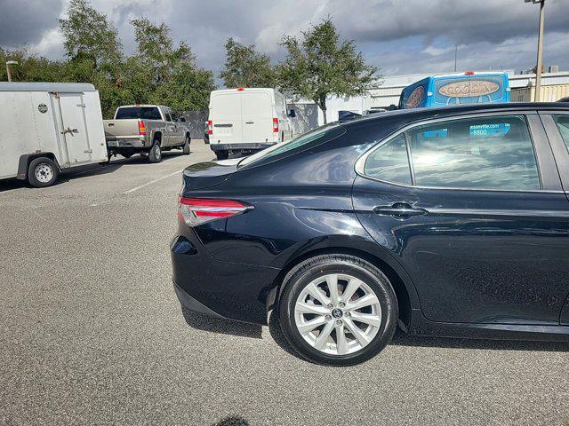 2019 toyota camry l