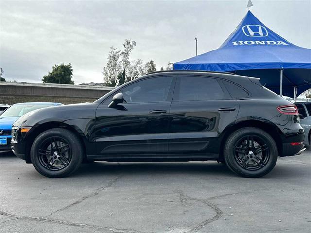 2018 porsche macan base