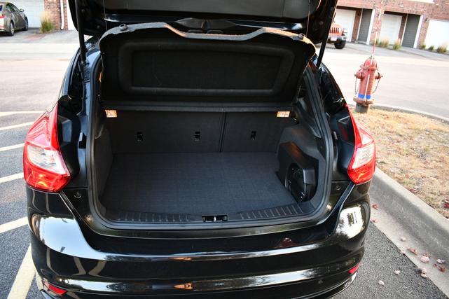 2013 ford focus st base
