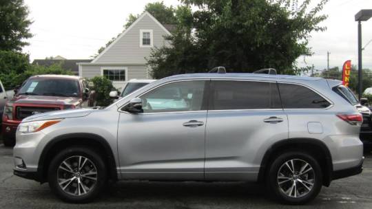 2016 Toyota Highlander