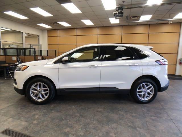 2022 ford edge sel