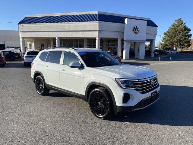 2024 volkswagen atlas 2.0t se w/ technology