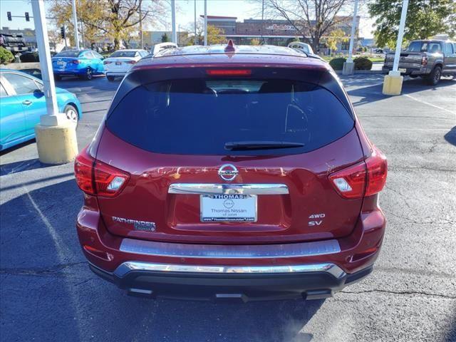 2020 nissan pathfinder sv