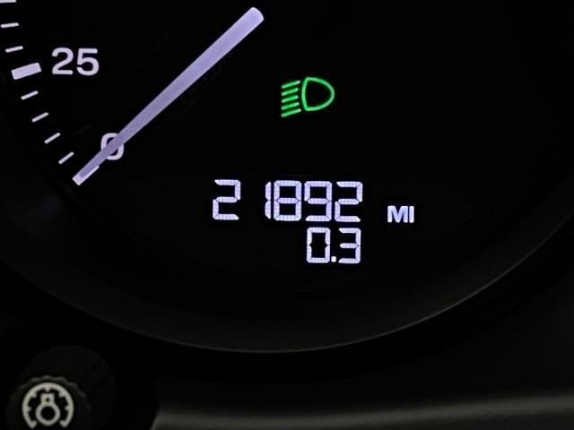 2022 porsche macan s