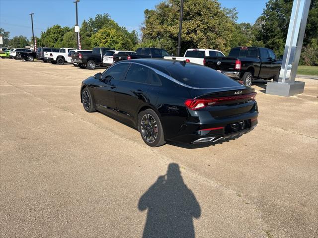 2022 kia k5 gt-line