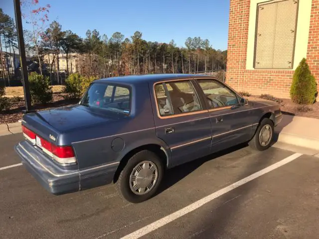 1993 plymouth acclaim - great condition, runs well (for parts or repair)