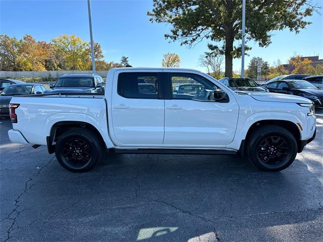 2023 nissan frontier sv