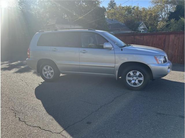 2003 toyota highlander limited