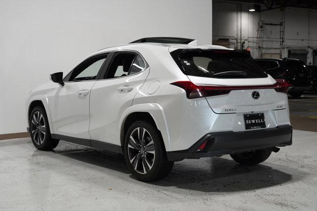2022 lexus ux 200