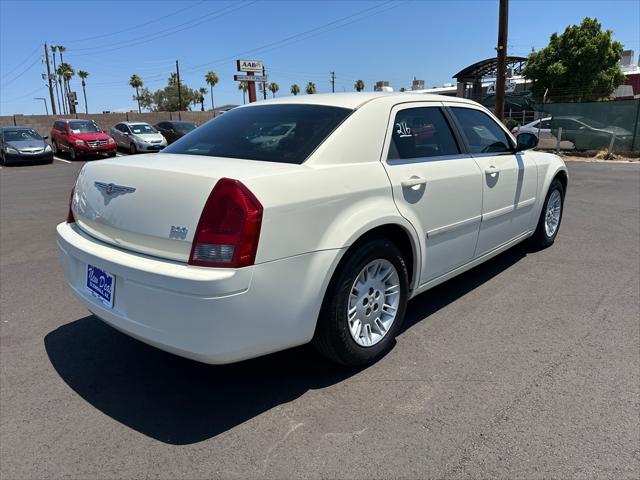 2006 chrysler 300 base