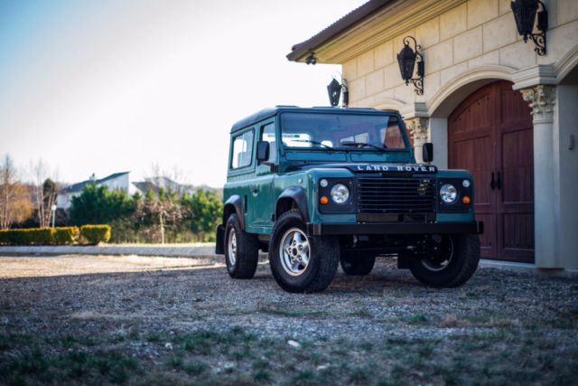 1986 land rover defender 90 frame off restored brand new condition defender90