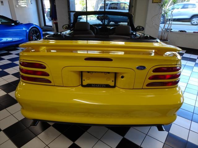 1995 ford mustang gt
