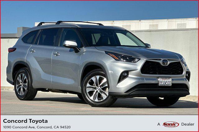 2023 toyota highlander xle