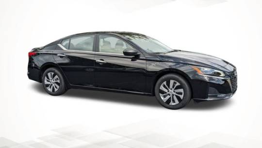 2025 Nissan Altima