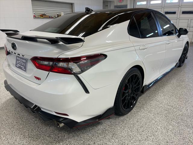 2021 toyota camry trd