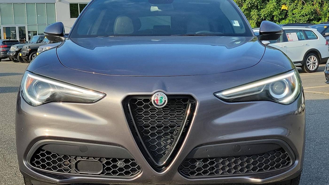 2022 alfa romeo stelvio sprint